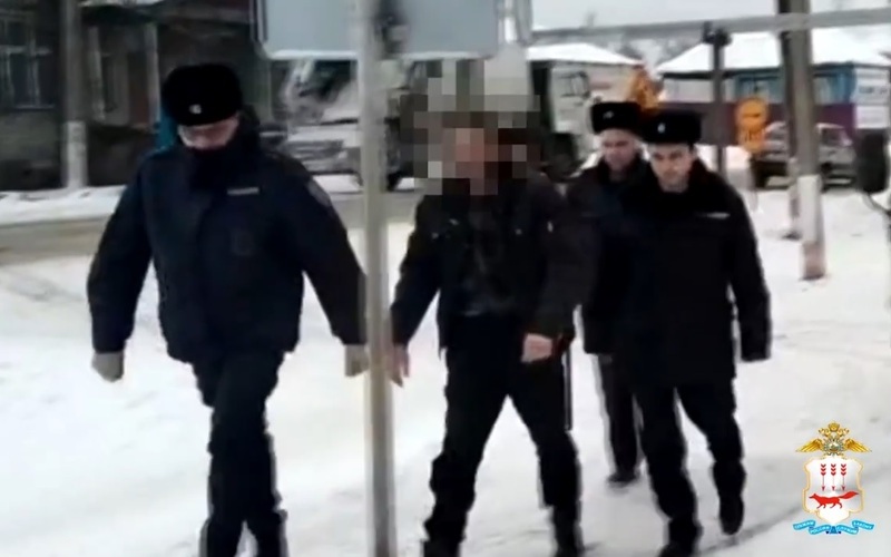 Житель Ленобласти получил 3,5 года колонии за дерзкое ограбление магазина в Мордовии