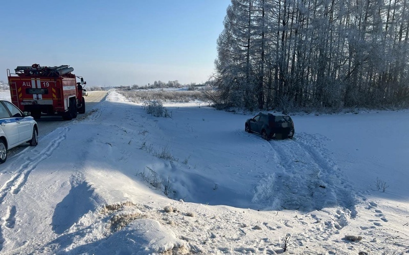 В Мордовии столкнулись два Renault Duster: пострадала пассажирка