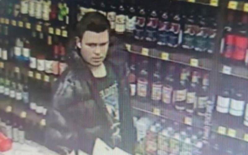 В Саранске полиция разыскивает мужчину за кражу алкоголя из магазина