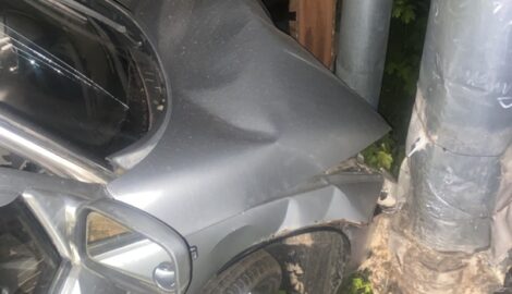 Ночная авария в центре Саранска: ВАЗ врезался в опору теплотрассы, пострадали двое