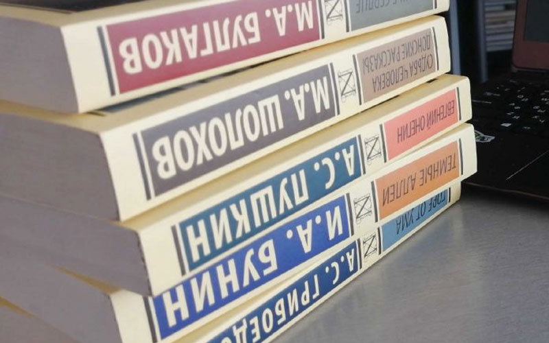 Ваше имя в мире иероглифов: как русские звуки преображаются на японском и китайском языках