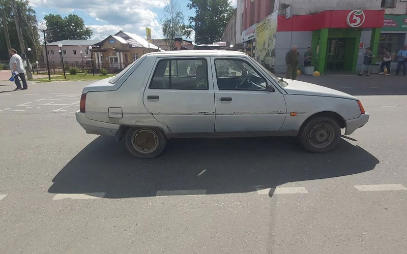 В Теньгушеве нетрезвый водитель на «ЗАЗе» сбил женщину на пешеходном переходе