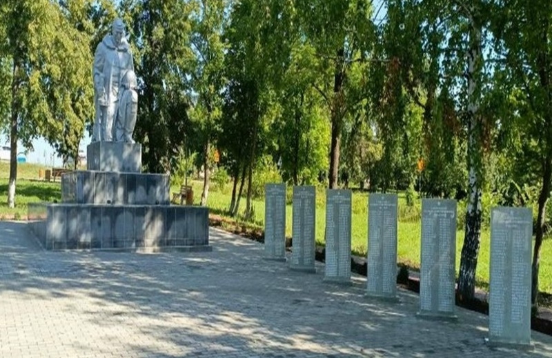 В мордовском селе Лобаски завершили масштабное обновление памятника павшим героям